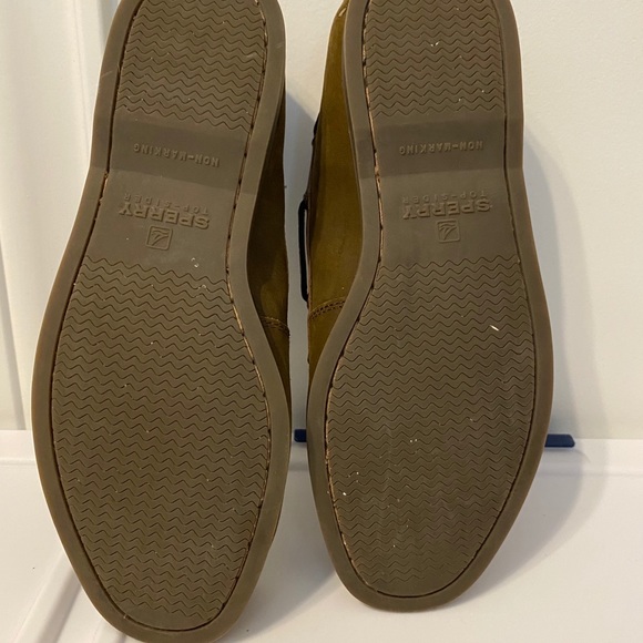 Kids Sperry’s - Picture 2 of 3